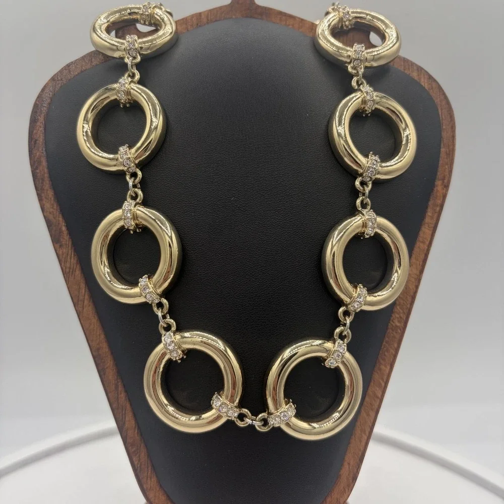 Banana Republic Gold Tone Chunky O-Ring Statement Necklace Rhinestone Toggle